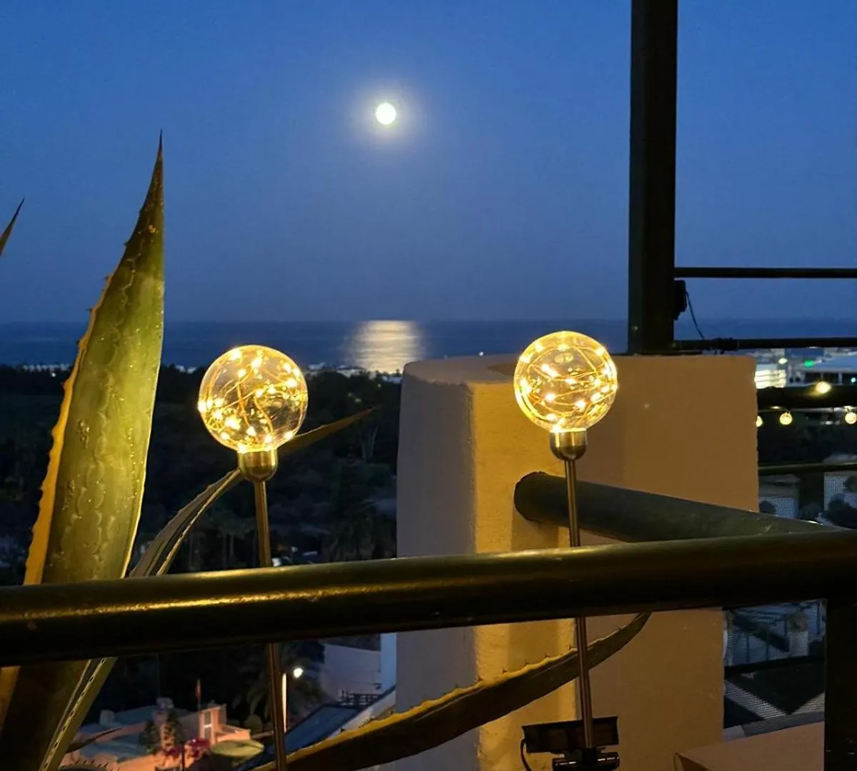 Classy Flat W/ Impressive Views マルベーリャ アパート