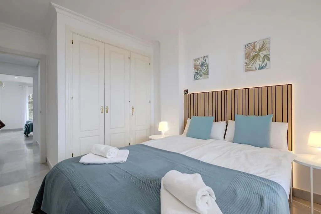 Apartment Classy Flat W/ Impressive Views Marbella