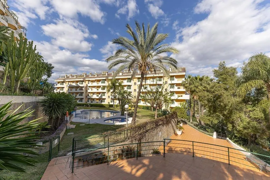 Apartment Classy Flat W/ Impressive Views Marbella